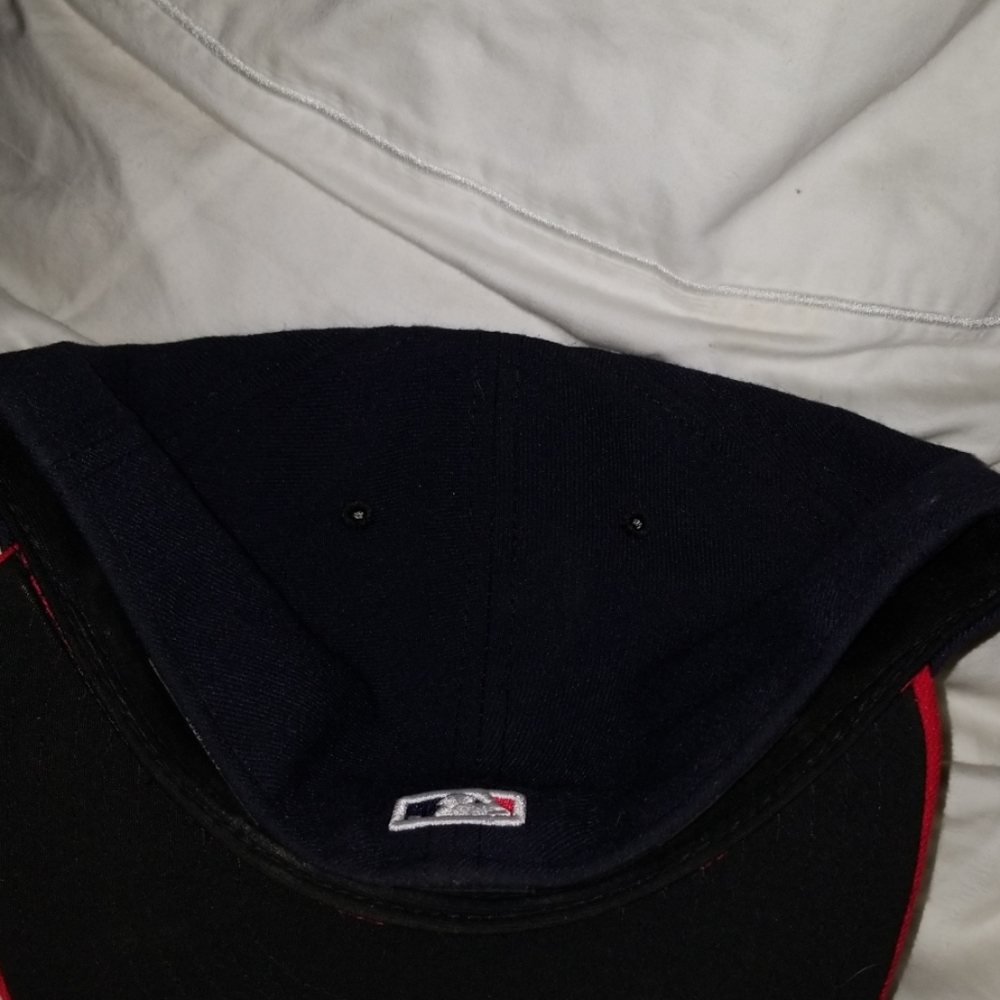 Hat - Picture 2 of 3